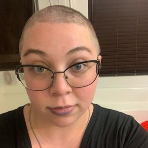 Meet your Posher, Noelle